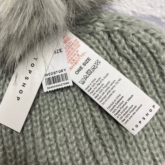 Topshop Ribbed Faux Fur Pom Pom Beanie in Gray - Picture 4 of 5
